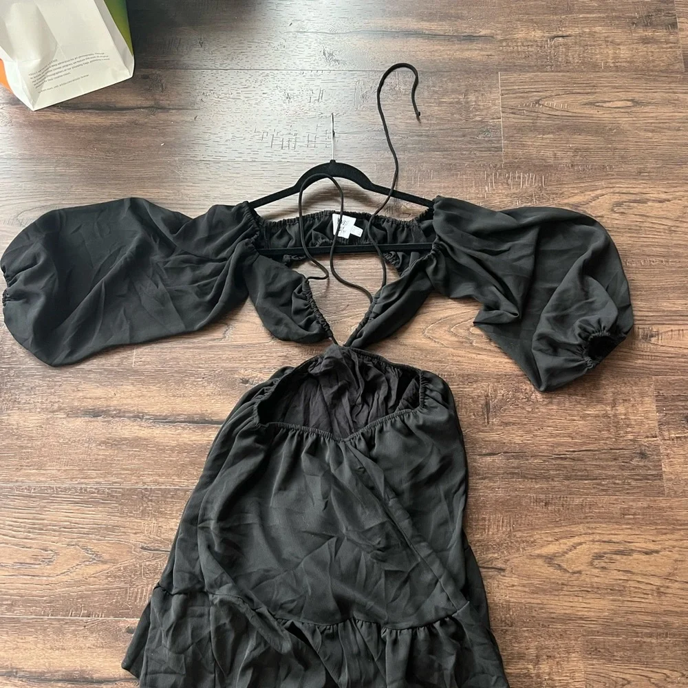 Princess polly Natasha mini dress (size 6) - never worn - Picture 2 of 3